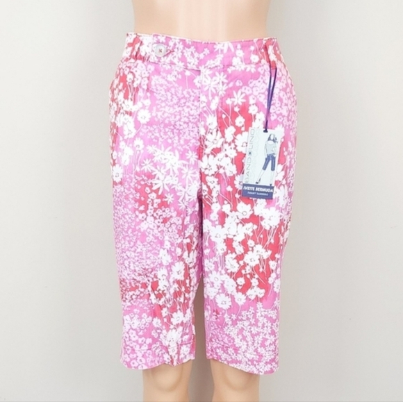 Bandolino Ivette Tummy Slimming Floral Bermuda Short - Picture 9 of 9